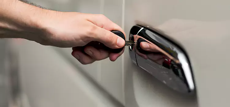Why Choose Our Auto Locksmith Team in Carpentersville, IL?